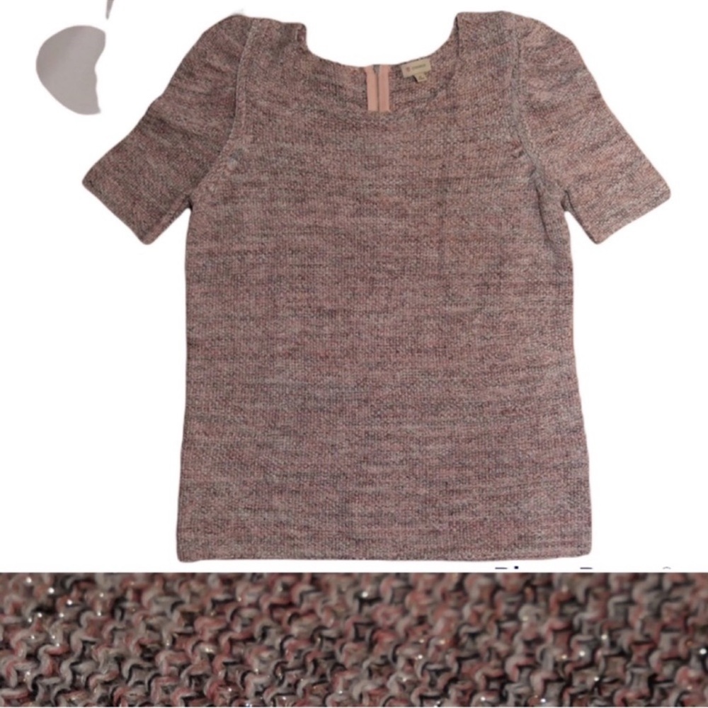 Cremieux short sleeved knit top with pink, gray and metallic knit.